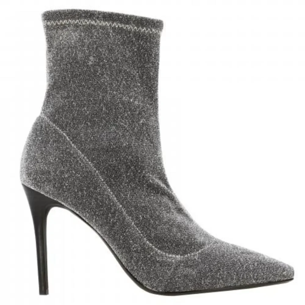 NIB Kendall + Kylie 